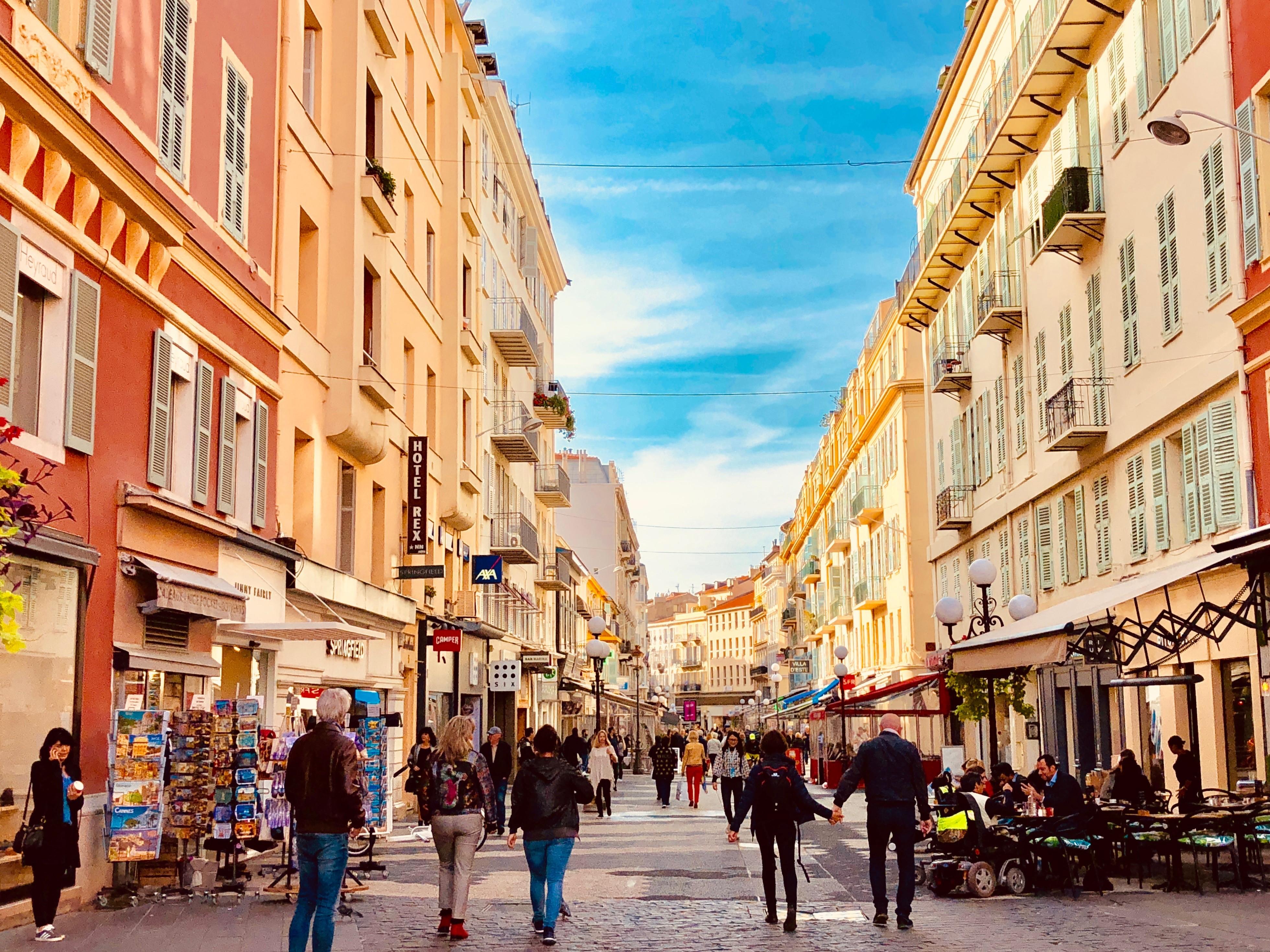 The top shops to find Christmas gifts in Nice